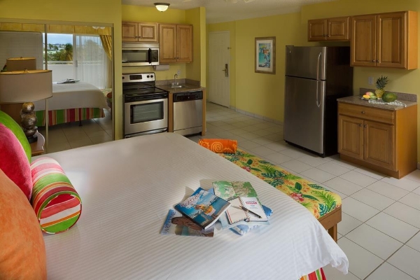 Hotel Festiva Atrium Beach Resort And Spa (Simson Bay Village)